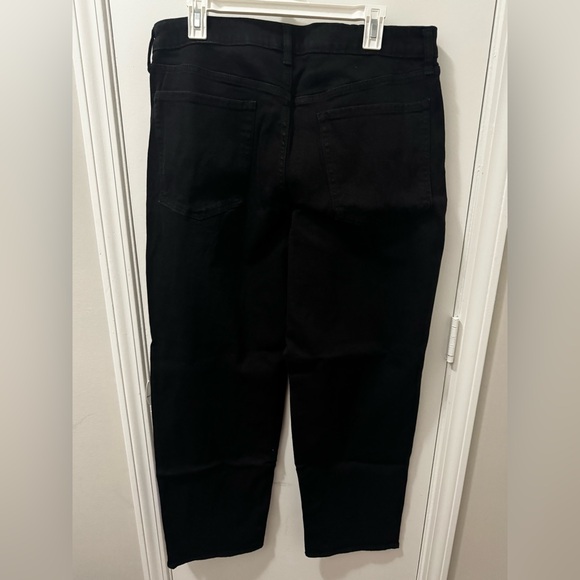 Old Navy Women's High-Rise Wow Loose Balck Jeans - Picture 7 of 7